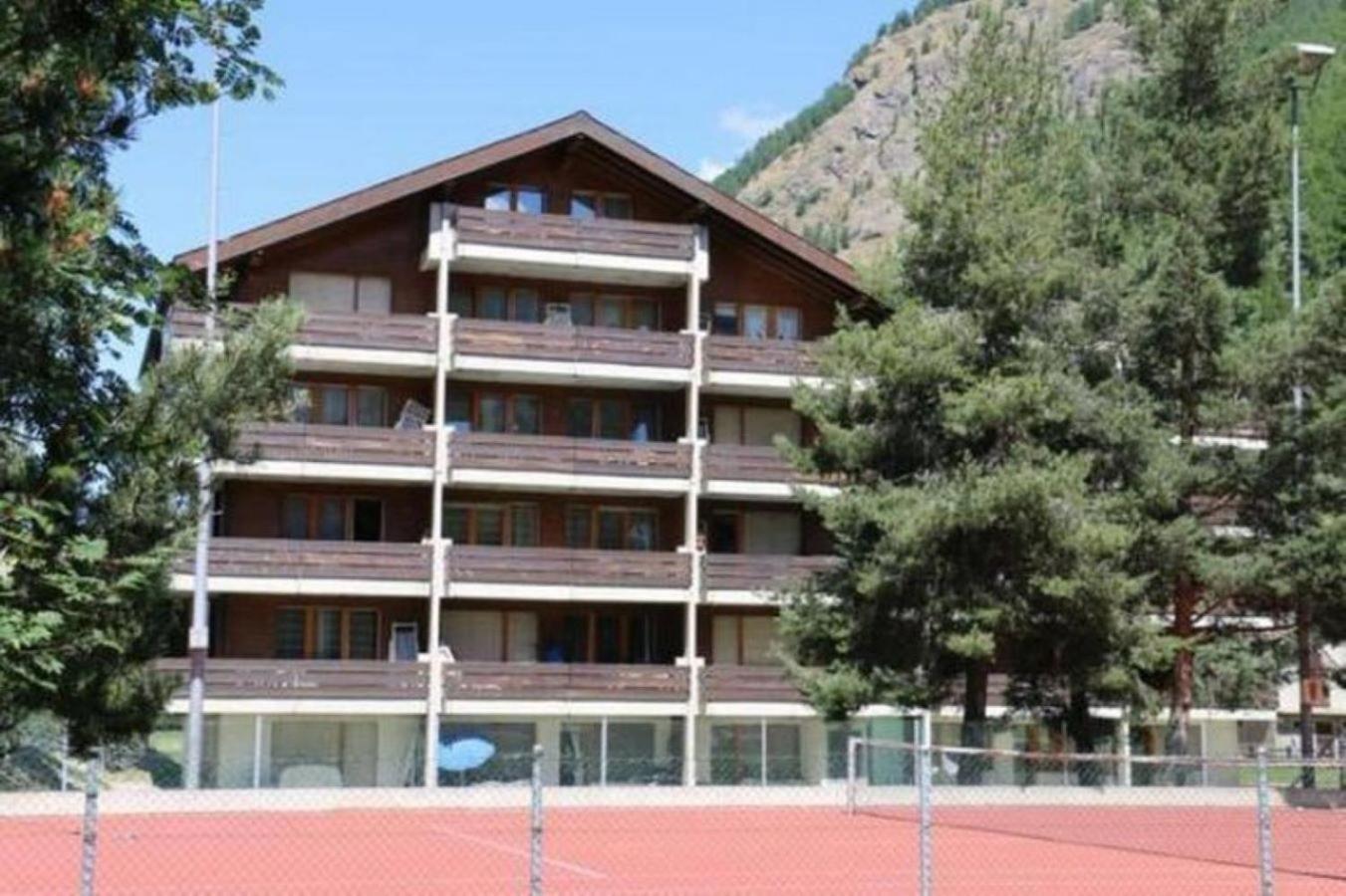 Monte Rosa Taesch, Apartments Mit Wellness Bereich Exteriör bild