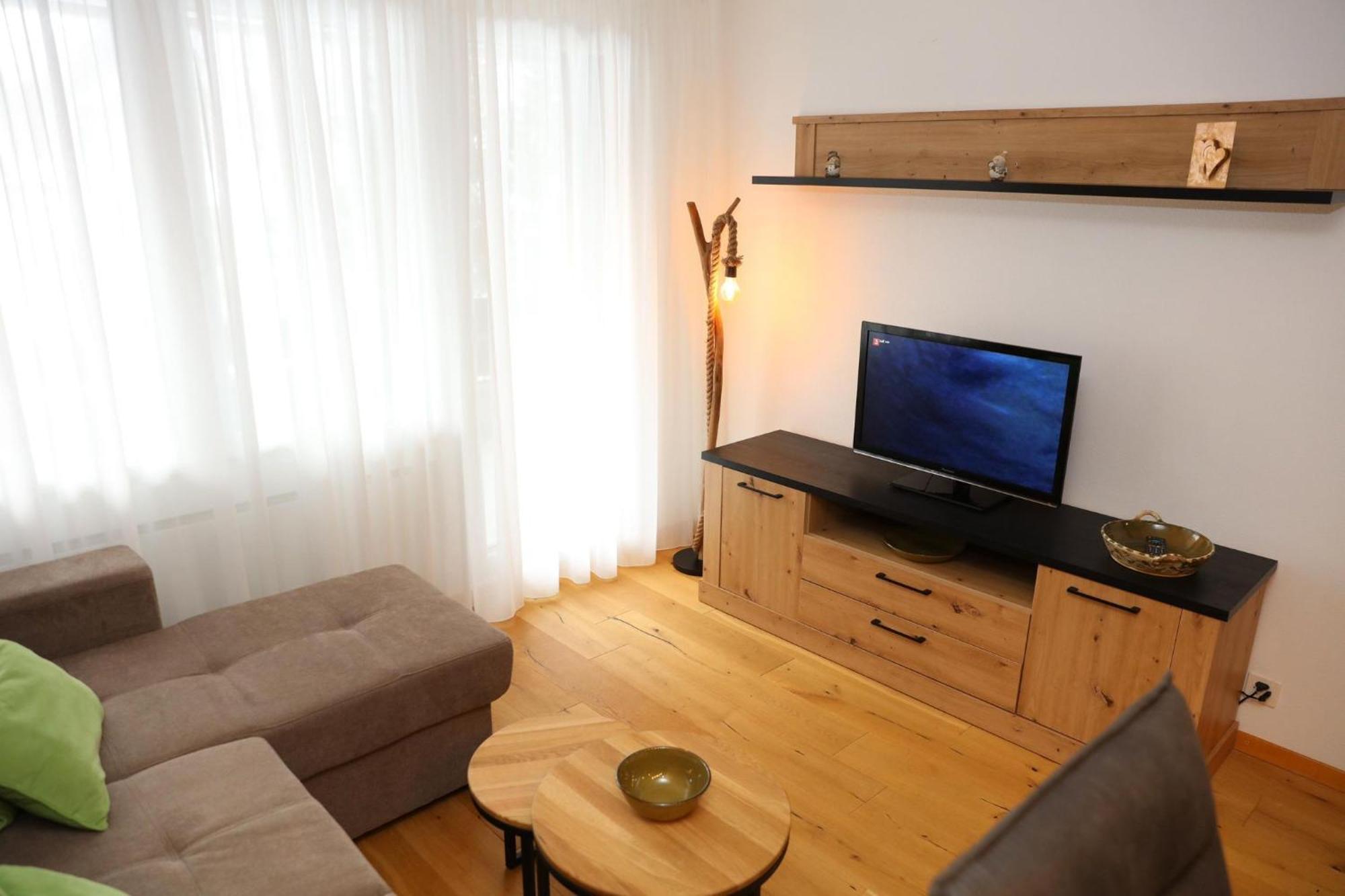 Monte Rosa Taesch, Apartments Mit Wellness Bereich Rum bild