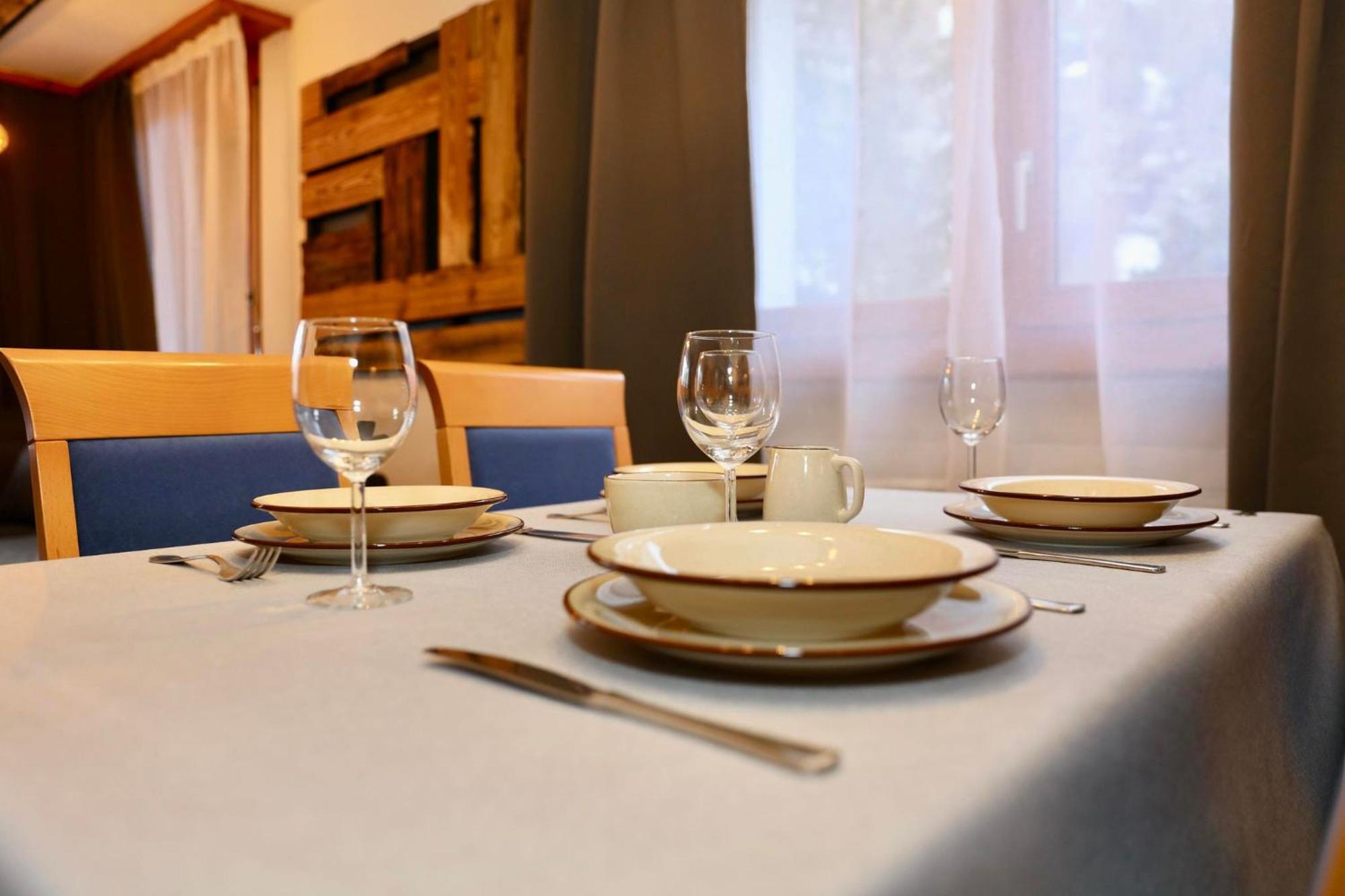 Monte Rosa Taesch, Apartments Mit Wellness Bereich Rum bild