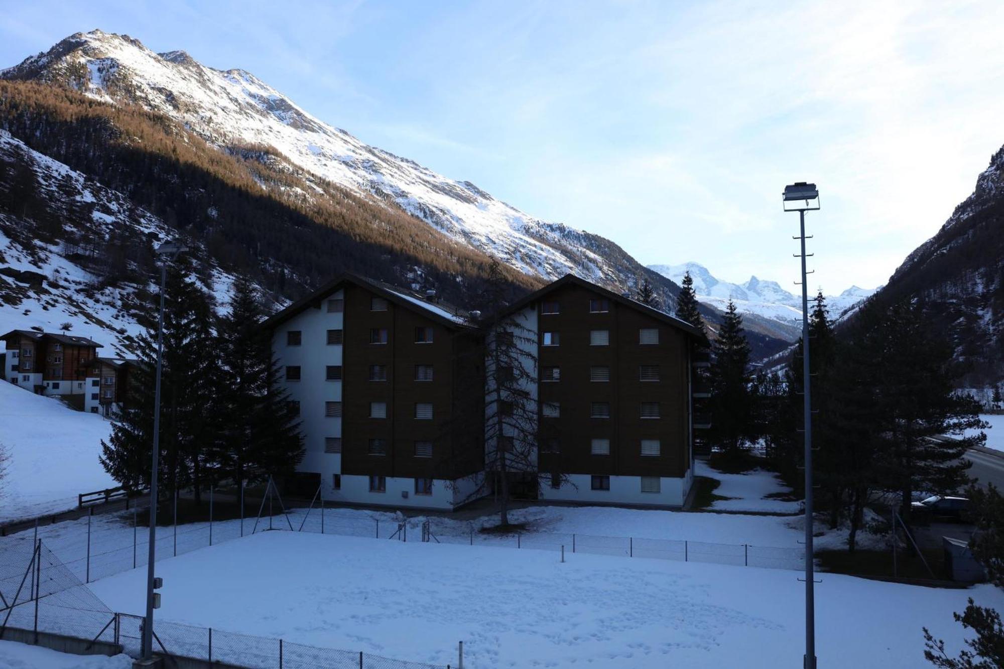 Monte Rosa Taesch, Apartments Mit Wellness Bereich Rum bild
